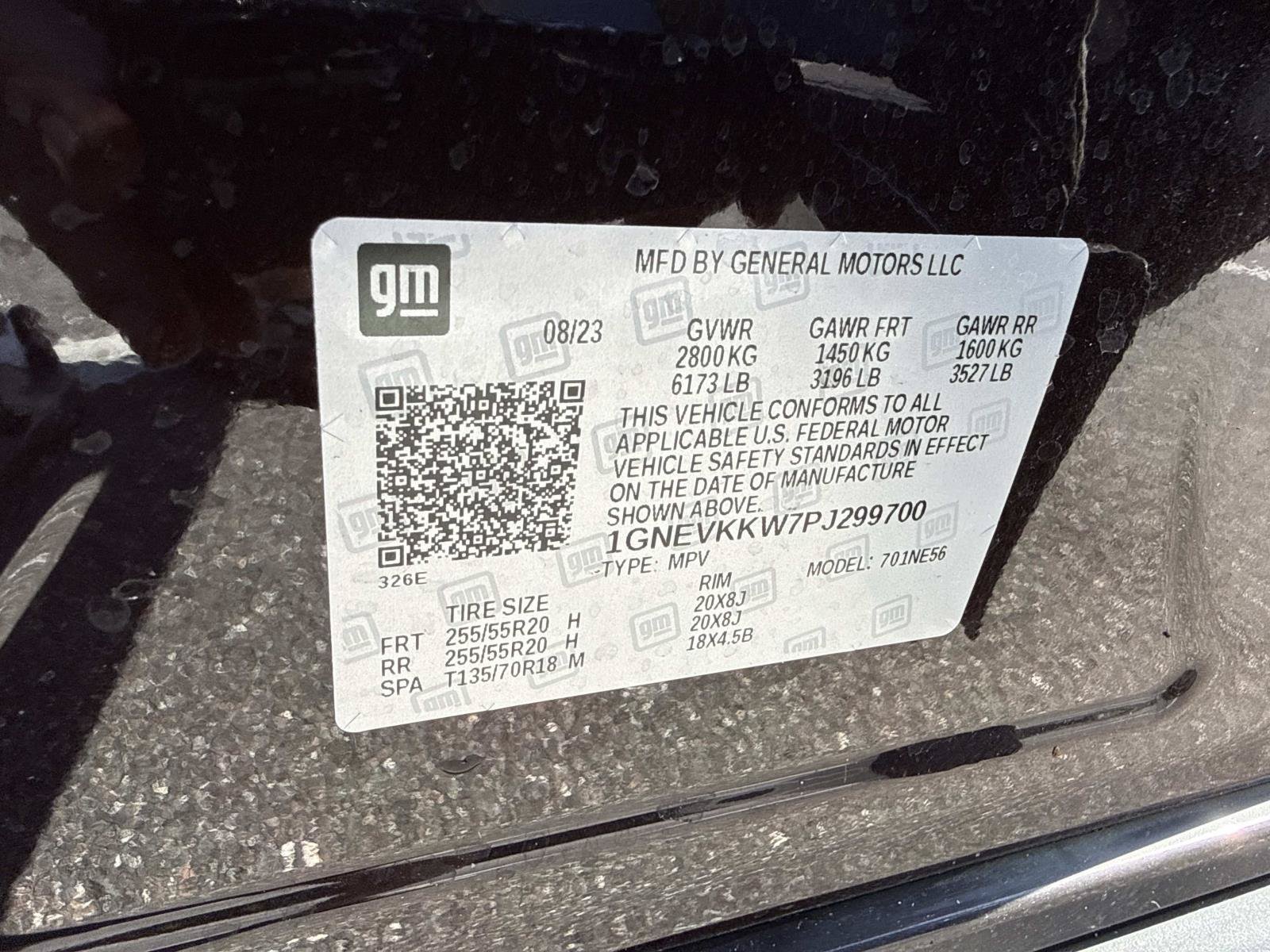Used 2023 Chevrolet Traverse Premier AWD/4WD image 36