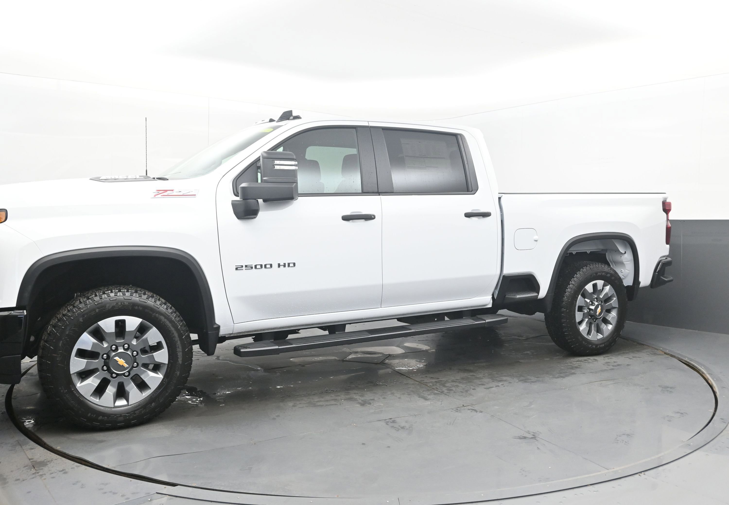 New 2026 Chevrolet Silverado 2500 Custom image 5