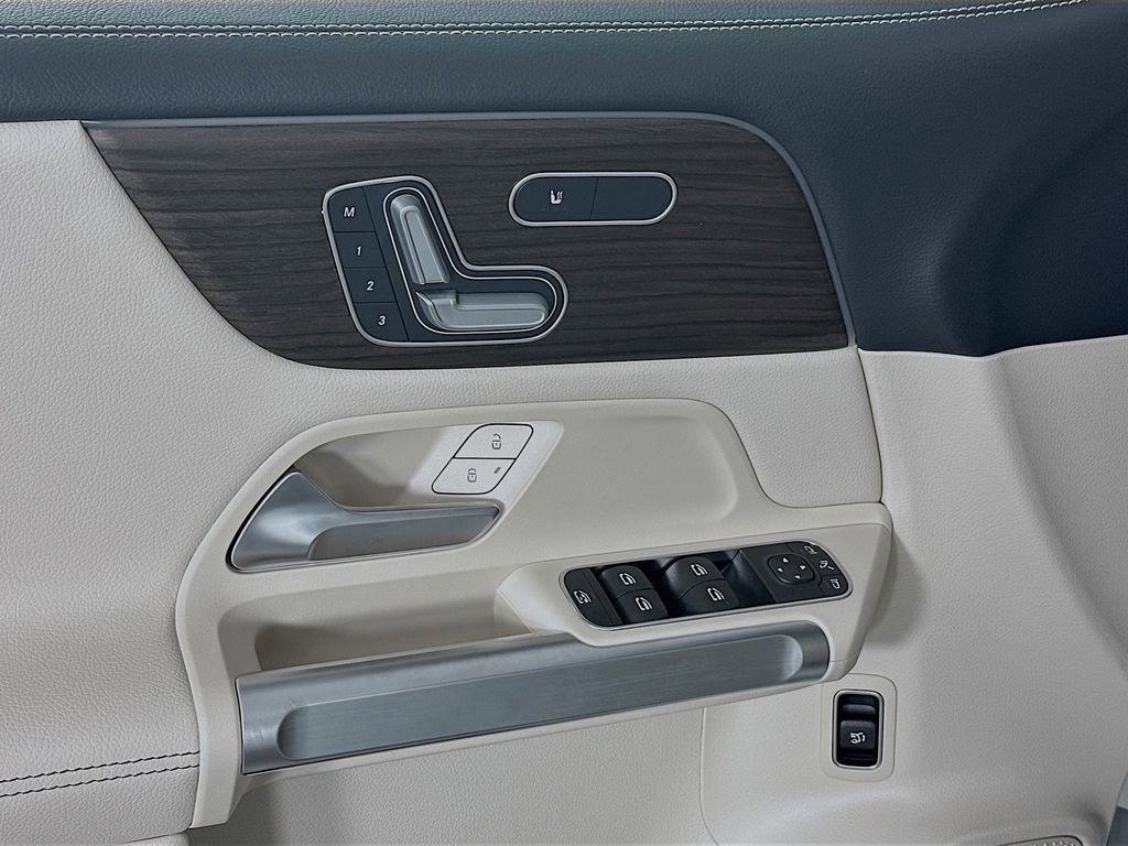 Certified 2026 Mercedes-Benz GLB 250 image 17