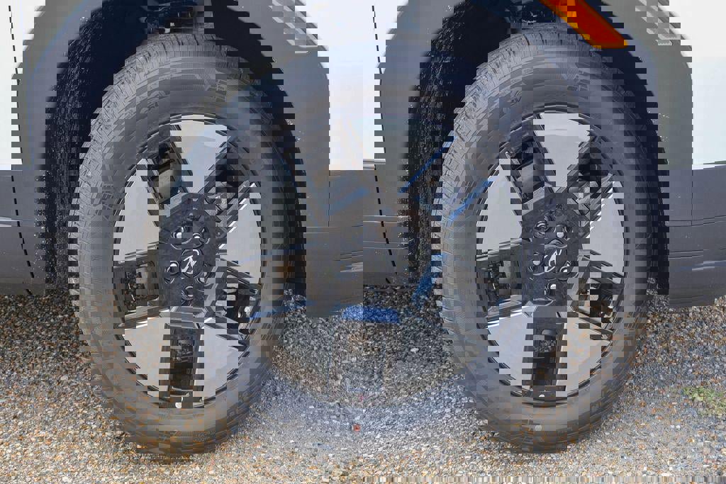 New 2026 Hyundai Santa Fe SE image 35