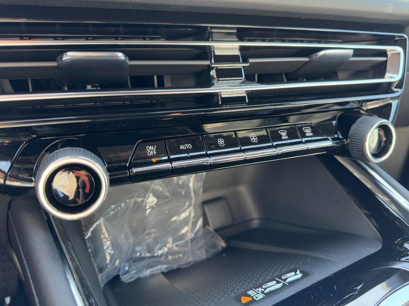 New 2026 Chevrolet Traverse LT w/ Midnight/Sport Edition image 13