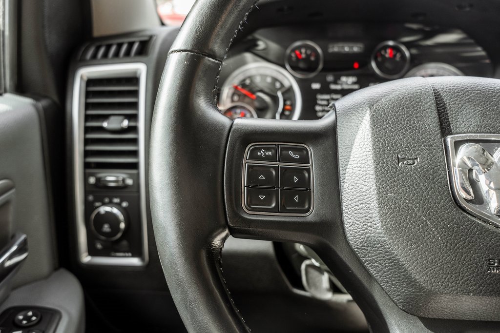 Used 2019 RAM 1500 Classic SLT w/ Black Appearance Group image 23