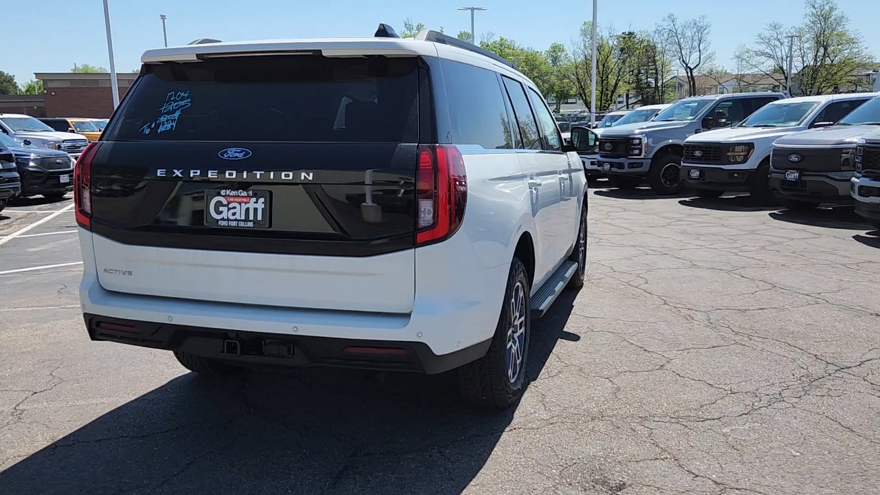 New 2025 Ford Expedition Active image 8