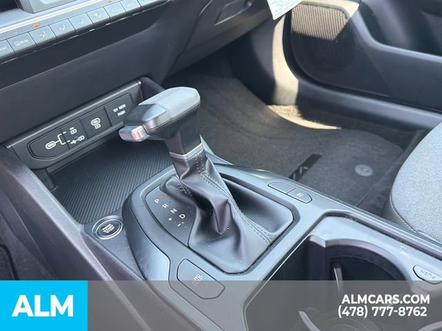 Used 2025 Kia K4 FWD image 33