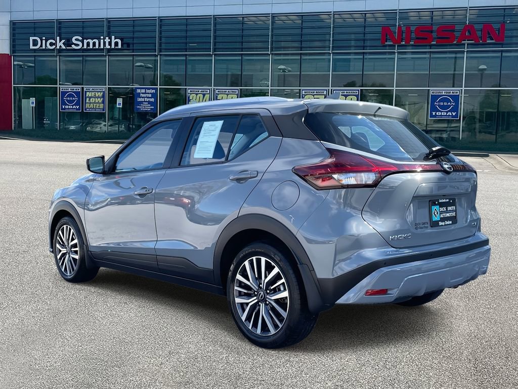 Used 2024 Nissan Kicks SV image 4