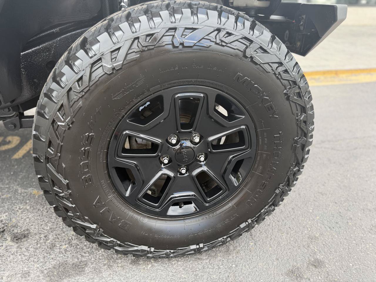 Used 2017 Jeep Wrangler Sport AWD/4WD image 10