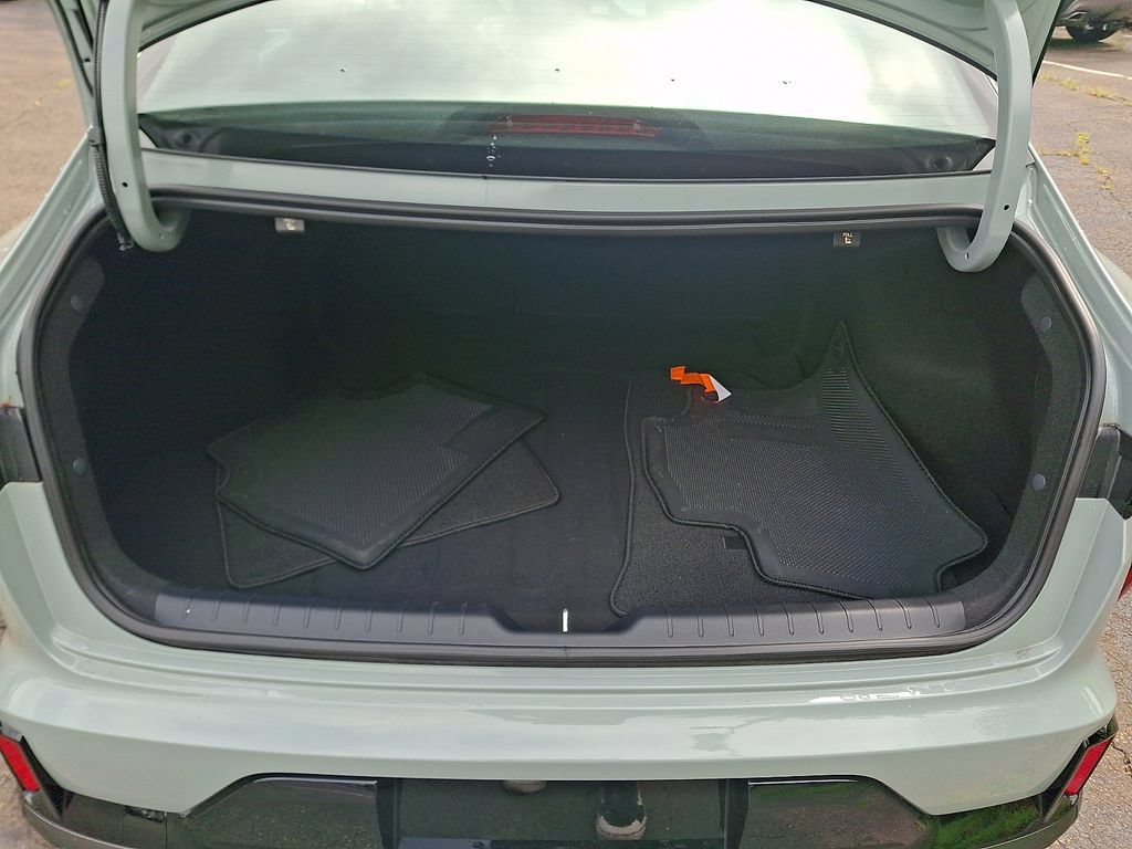 Certified 2025 Kia K4 GT-Line w/ GT-Line Sunroof Package FWD image 29