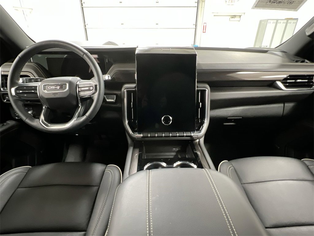 Used 2025 GMC Yukon Elevation w/ LPO, Floor Liner Package image 10