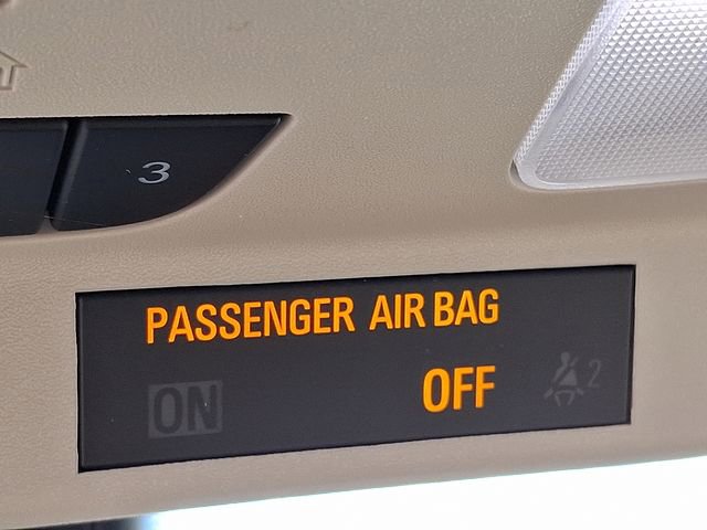 Used 2020 Buick Envision Essence image 29