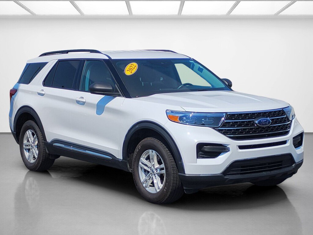 Used 2022 Ford Explorer XLT AWD/4WD image 7