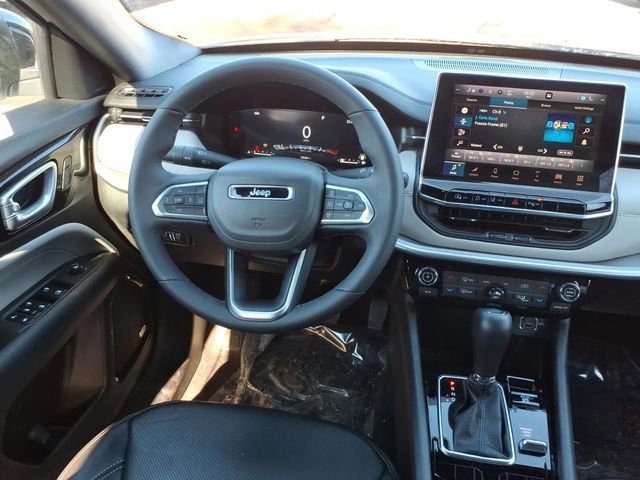 Used 2025 Jeep Compass Limited w/ Elite Group image 16