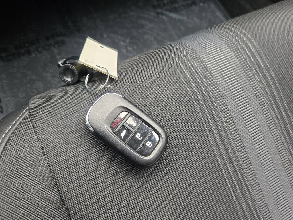 Used 2025 Honda Civic Sport image 18