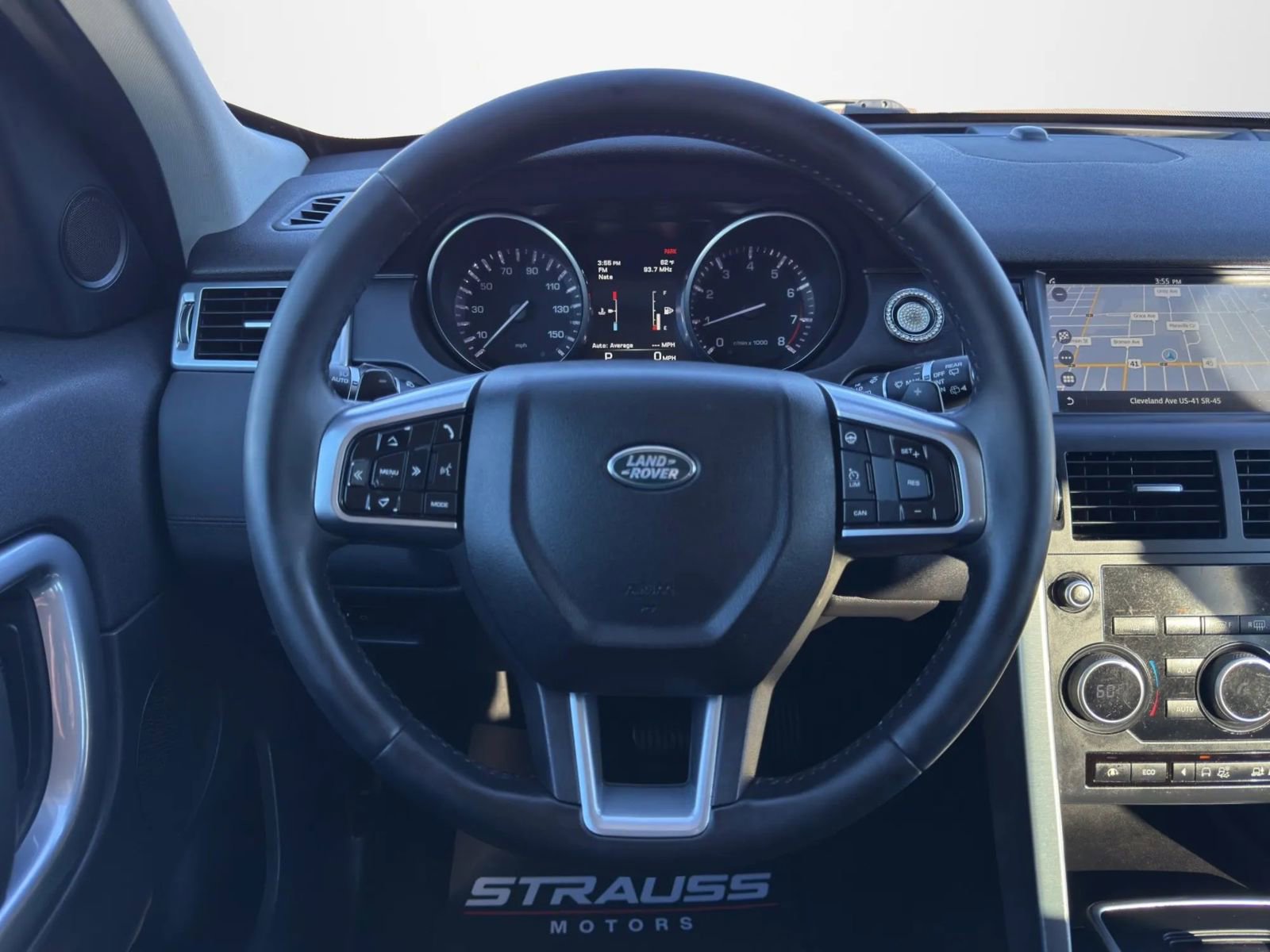 Used 2016 Land Rover Discovery Sport SE image 14