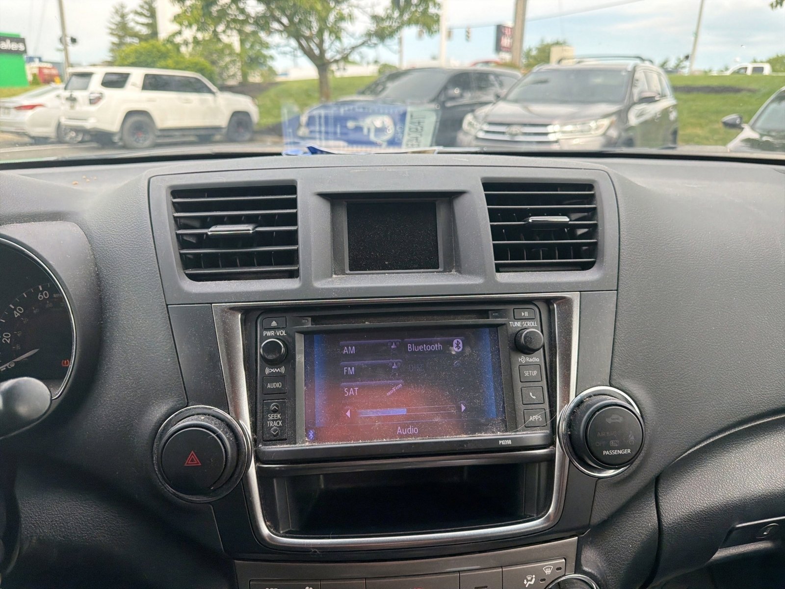 Used 2013 Toyota Highlander SE AWD/4WD image 18