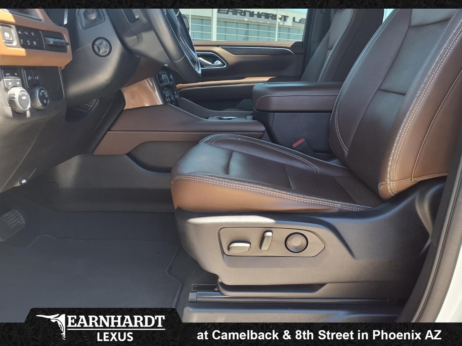Used 2023 Chevrolet Tahoe High Country AWD/4WD image 2
