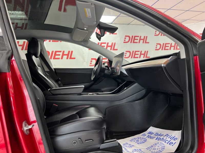 Used 2021 Tesla Model Y Long Range AWD/4WD image 14