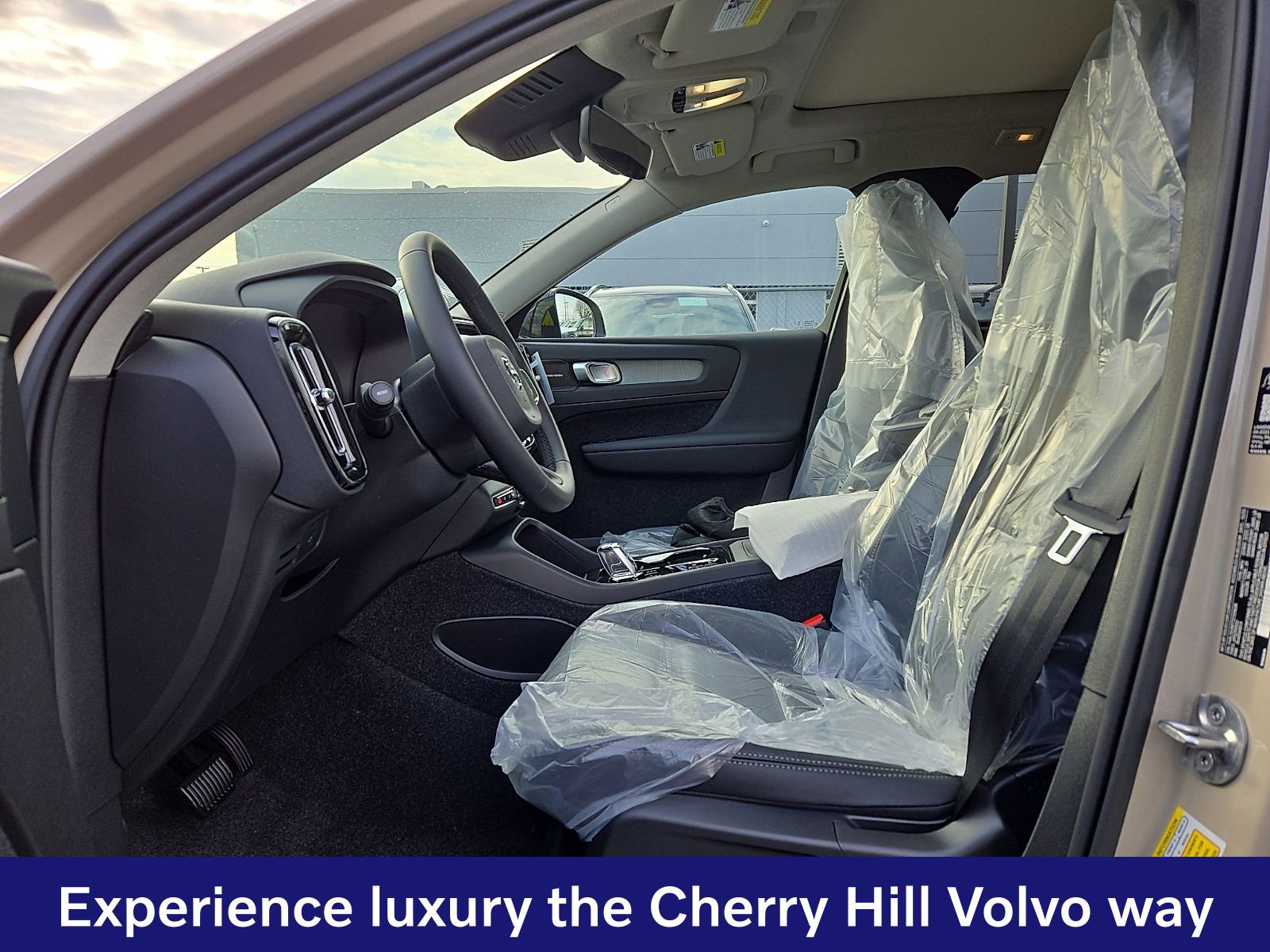 New 2026 Volvo XC40 B5 Ultra w/ Climate Package AWD/4WD image 10