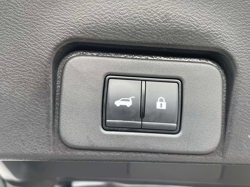 Used 2023 Nissan Rogue SL w/ SL Premium Package AWD/4WD image 11