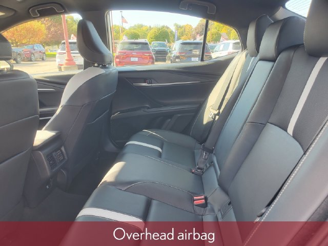 Used 2025 Toyota Camry SE FWD image 31