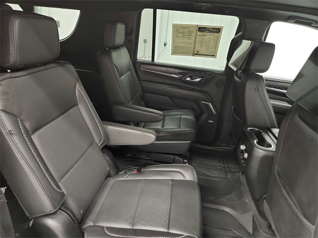 Used 2023 GMC Yukon XL Denali image 41