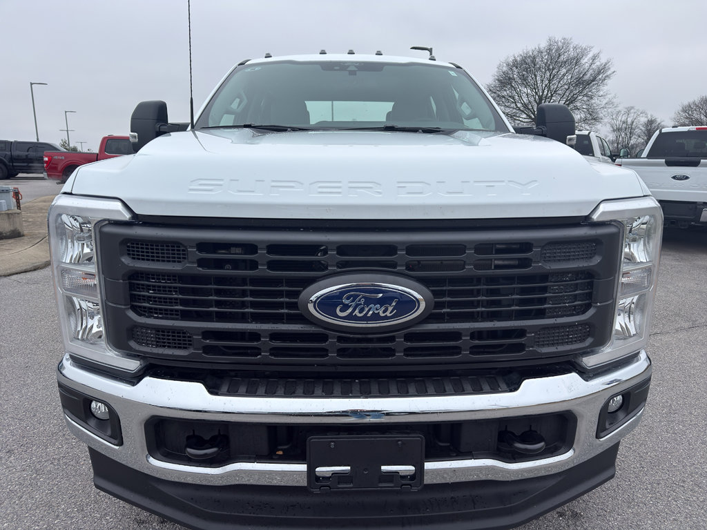 Used 2025 Ford F250 XL w/ FX4 Off-Road Package image 2