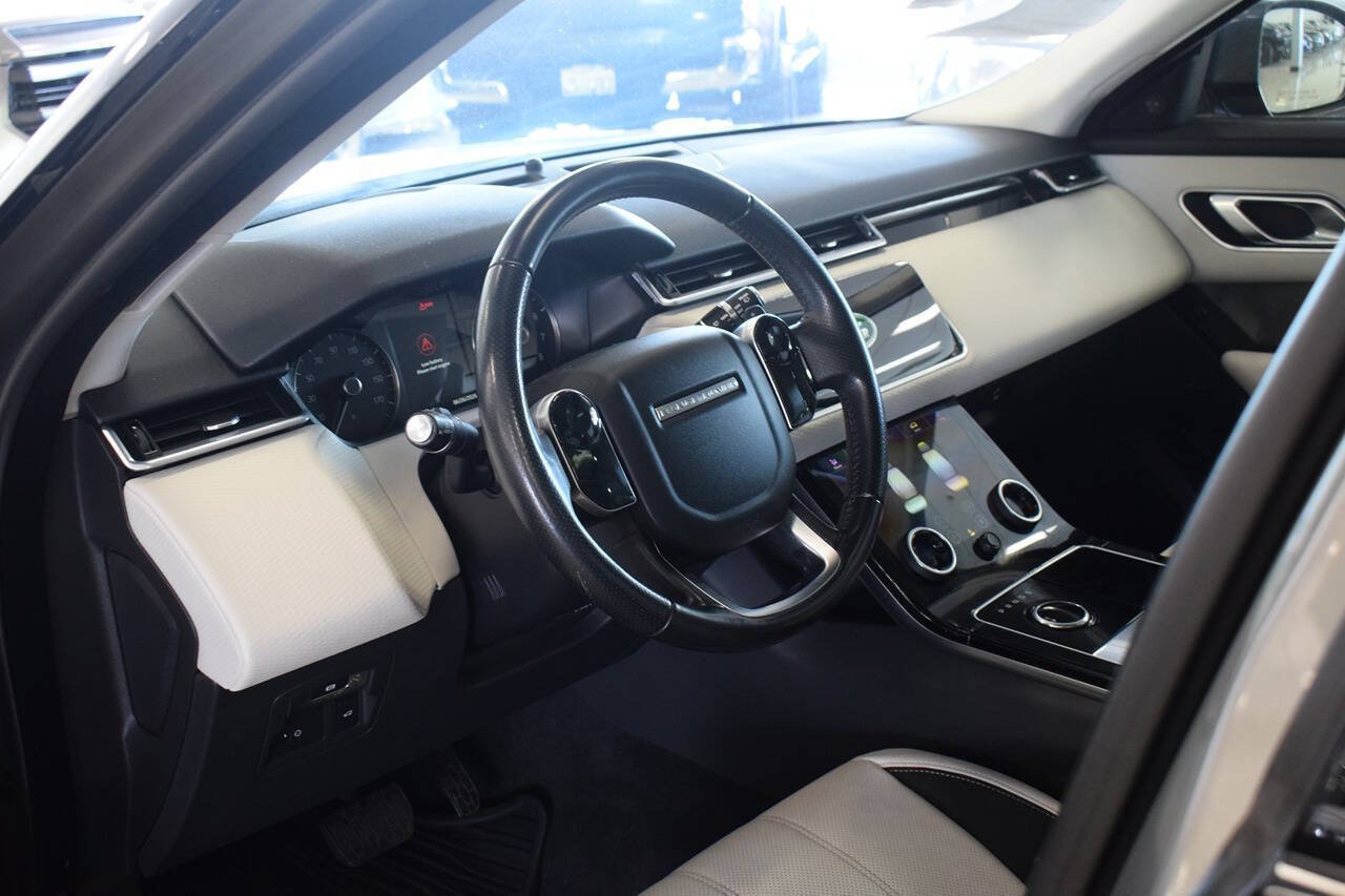 Used 2018 Land Rover Range Rover Velar S AWD/4WD image 43