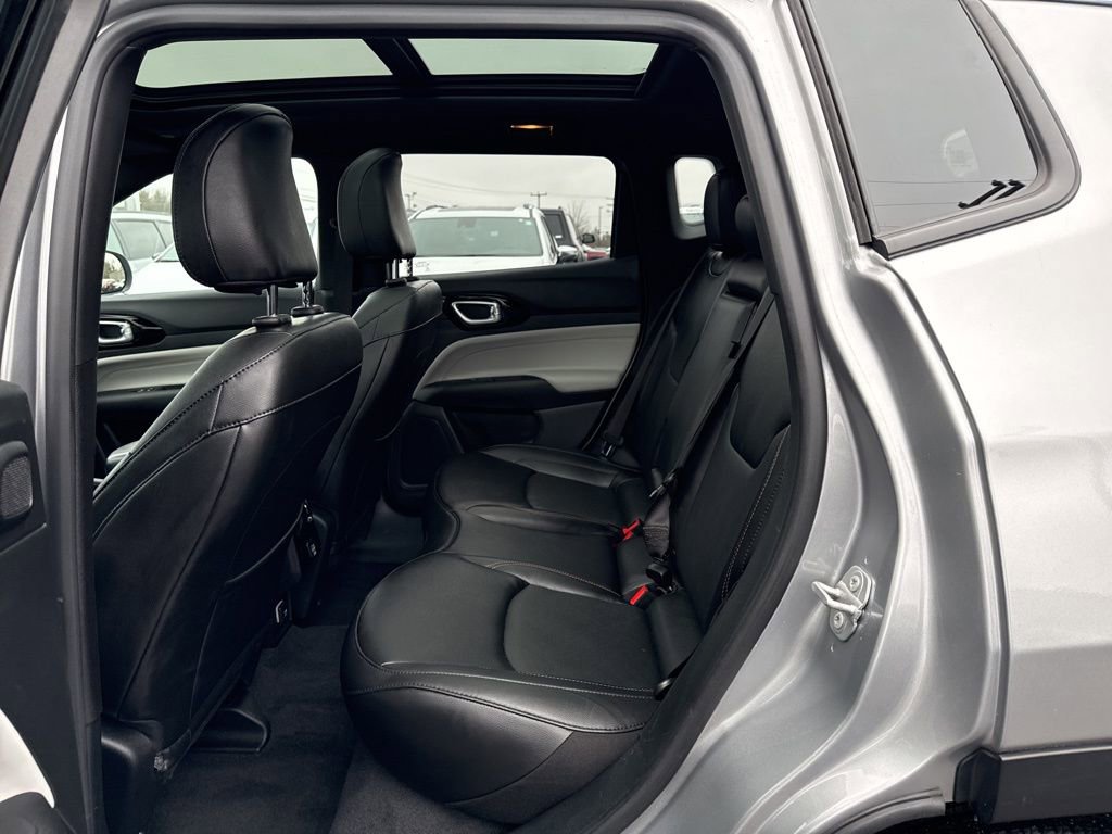 Certified 2023 Jeep Compass Limited w/ Sun and Sound Group image 23