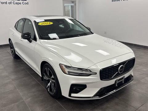 Used 2024 Volvo S60 B5 Core FWD image 9