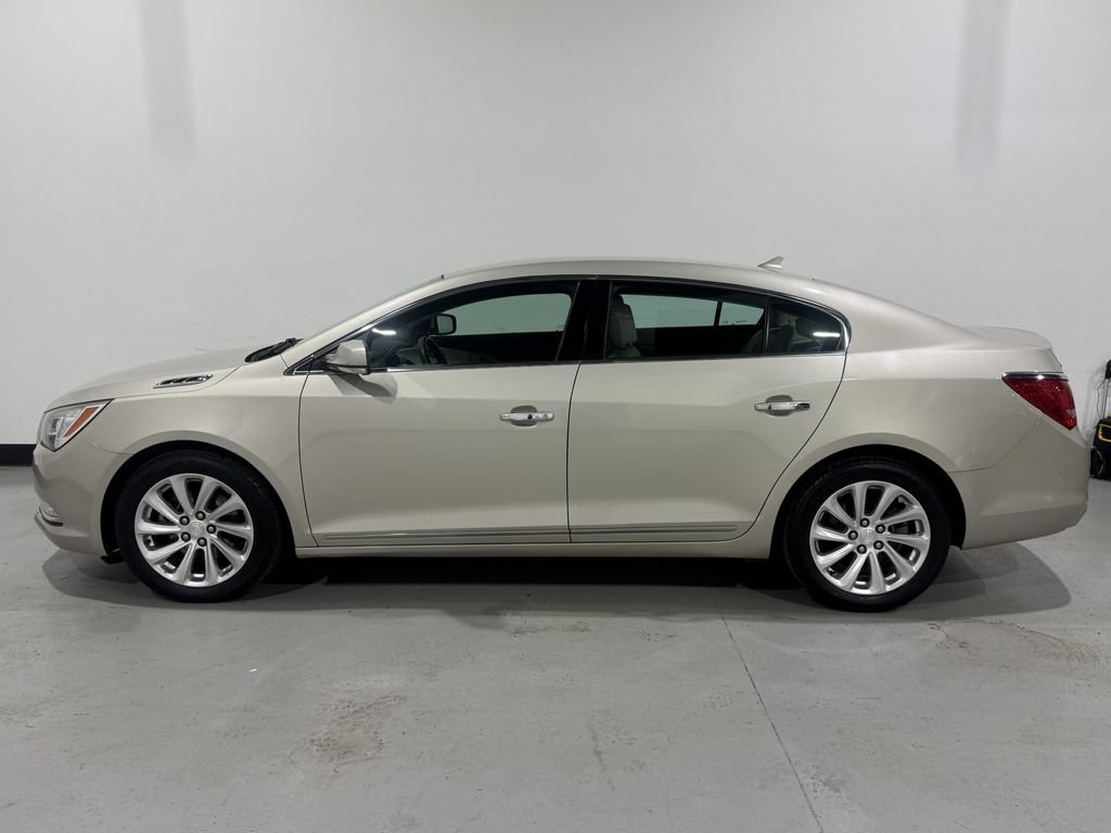 Used 2014 Buick LaCrosse Leather w/ Driver Confidence Package FWD image 12
