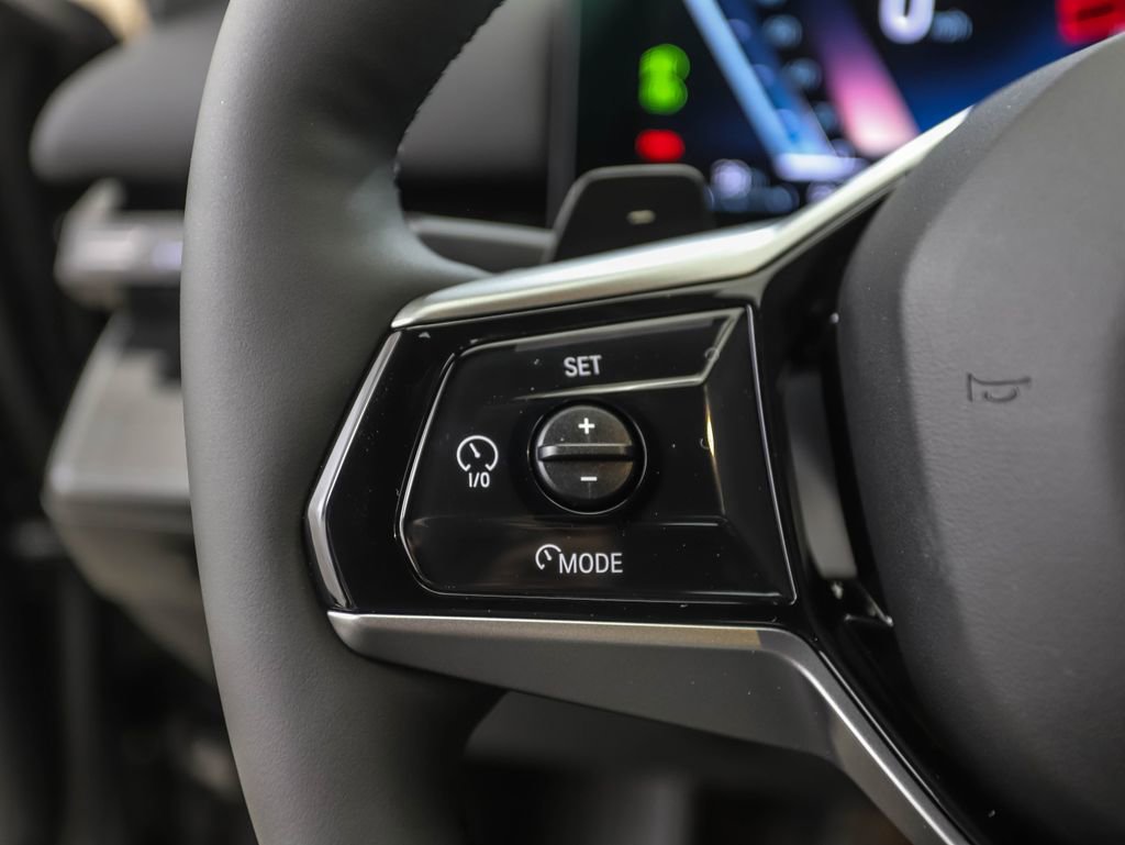 Used 2026 BMW 530i xDrive w/ Premium Package image 13