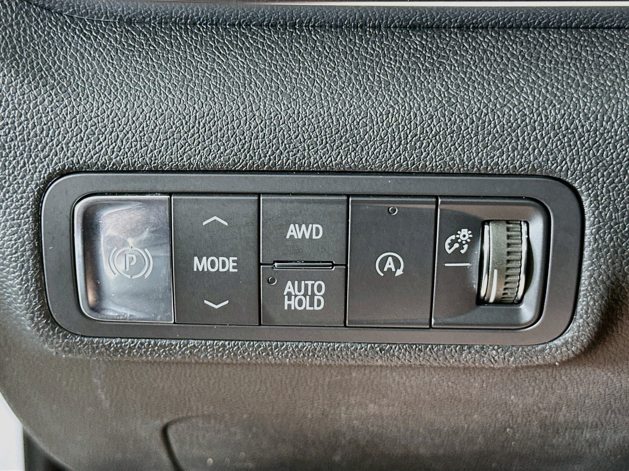 Used 2025 GMC Terrain Elevation AWD/4WD image 17