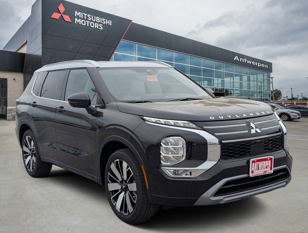 New 2025 Mitsubishi Outlander SEL