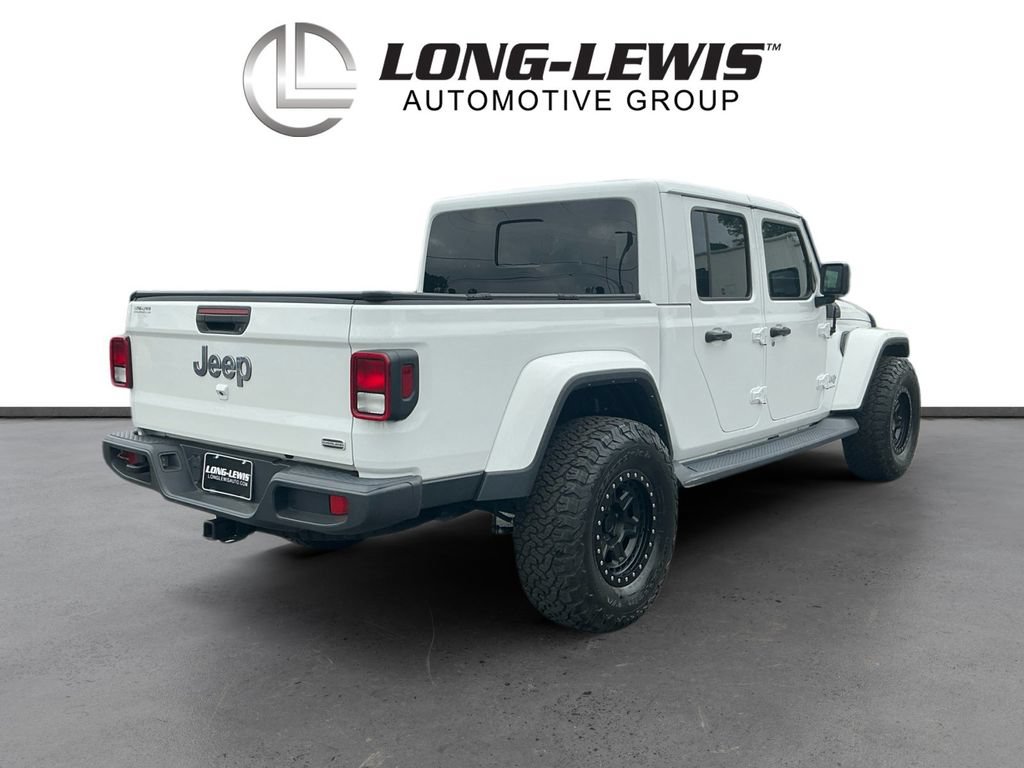 Used 2023 Jeep Gladiator Overland w/ Trailer Tow Package AWD/4WD image 7