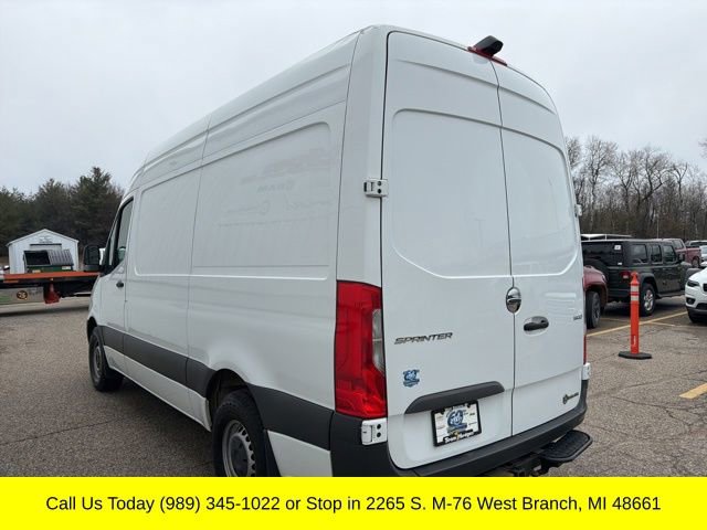 Used 2021 Freightliner Sprinter 1500 image 8