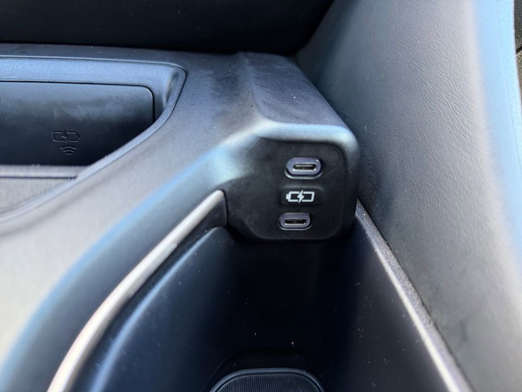 Used 2023 Toyota Crown XLE image 23