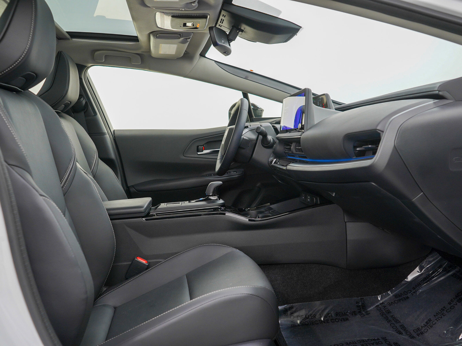 Used 2025 Toyota Prius Nightshade image 13