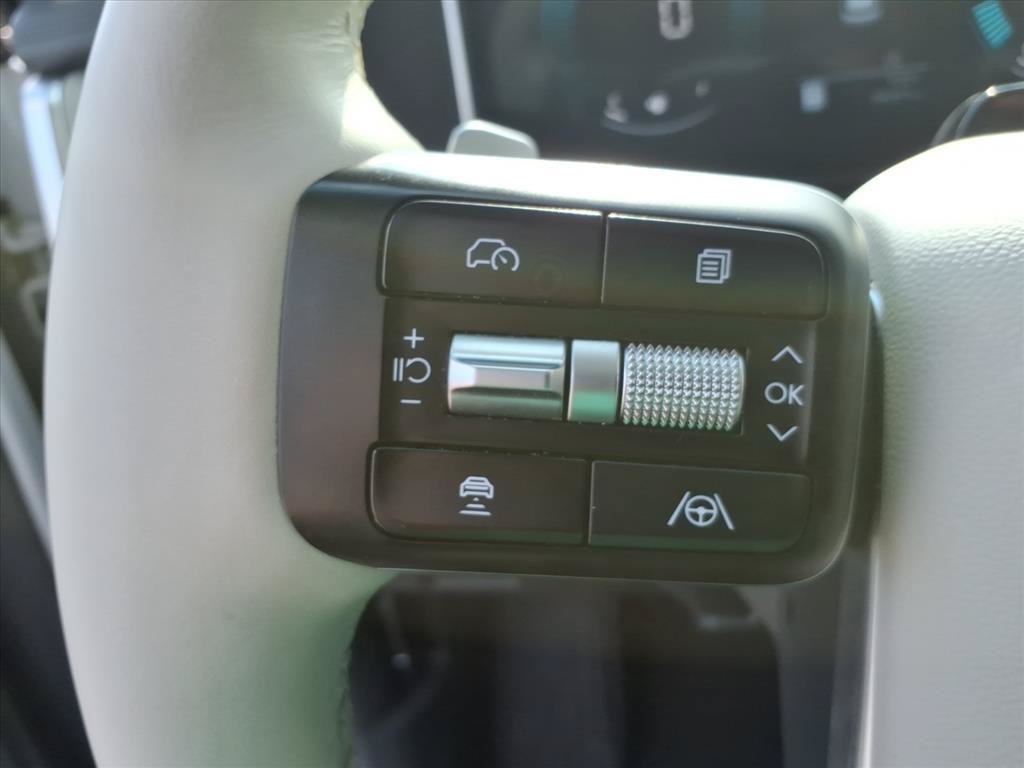 Used 2026 Hyundai Santa Fe SEL AWD/4WD image 25