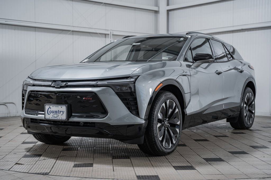 New 2025 Chevrolet Blazer EV RS RWD image 3