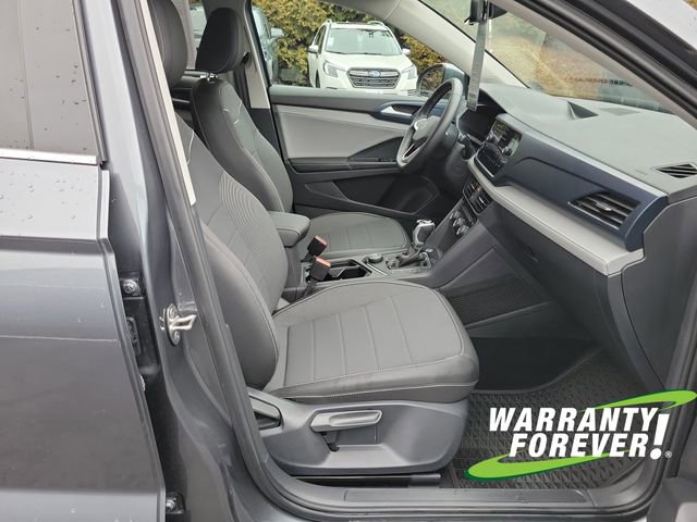 Used 2024 Volkswagen Taos SE image 14