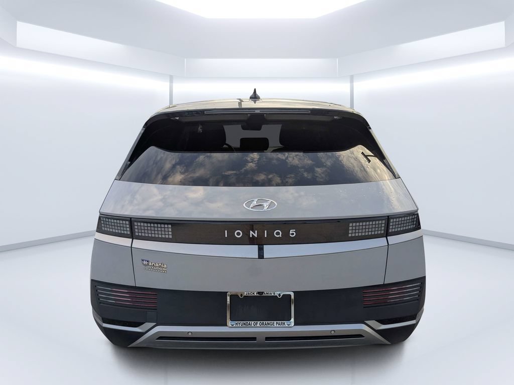 Used 2024 Hyundai Ioniq 5 SE RWD image 5