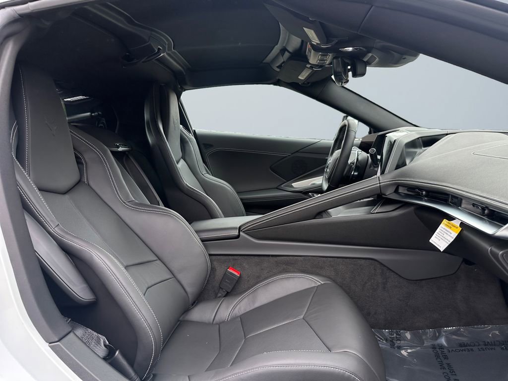 Used 2026 Chevrolet Corvette Stingray Coupe w/ Z51 Performance Package image 13