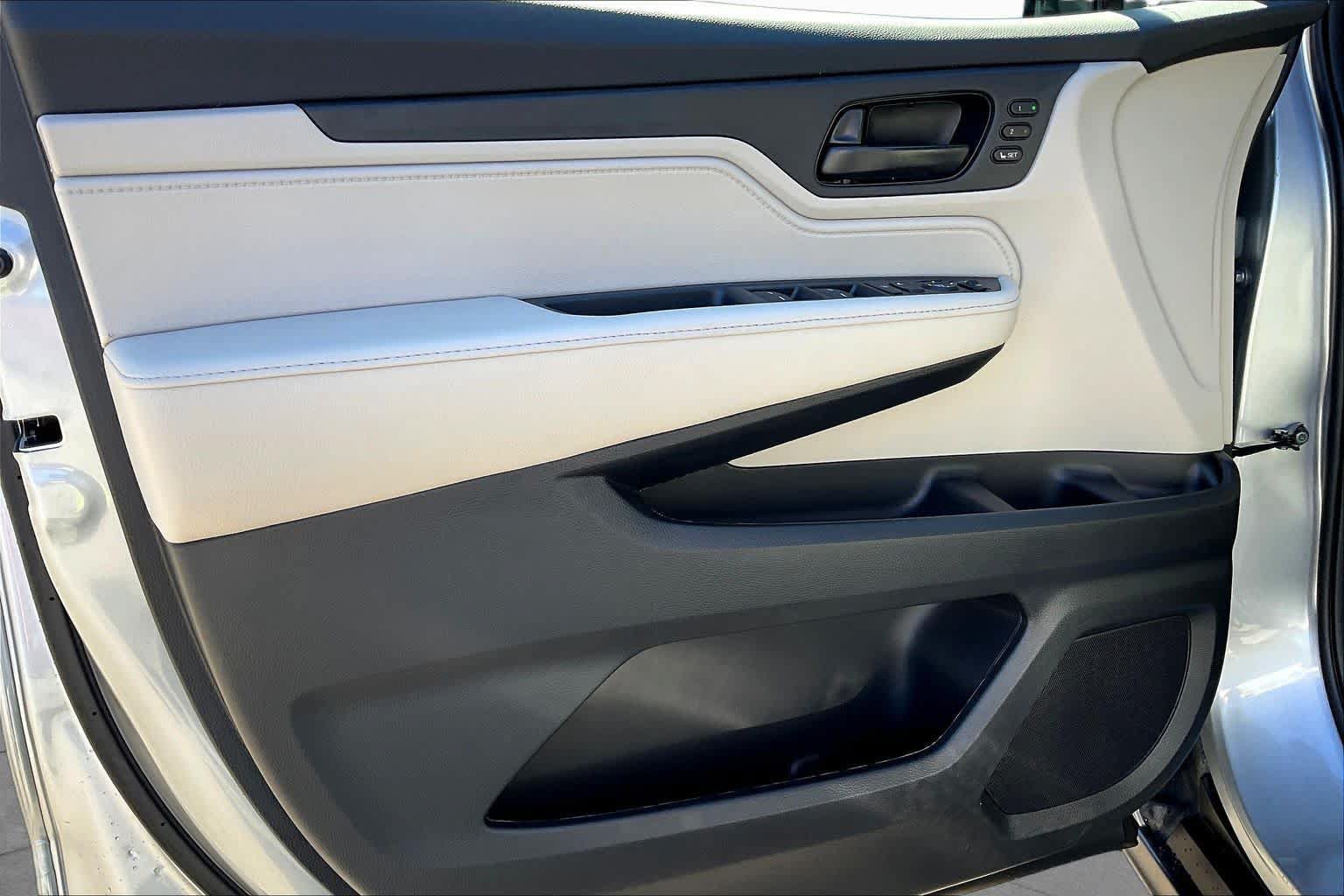 New 2027 Honda Odyssey EX-L image 10