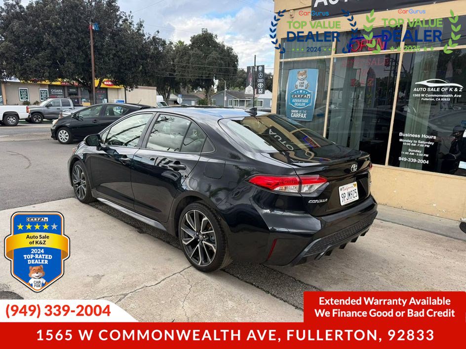 Used 2020 Toyota Corolla SE w/ SE Premium Package FWD image 11