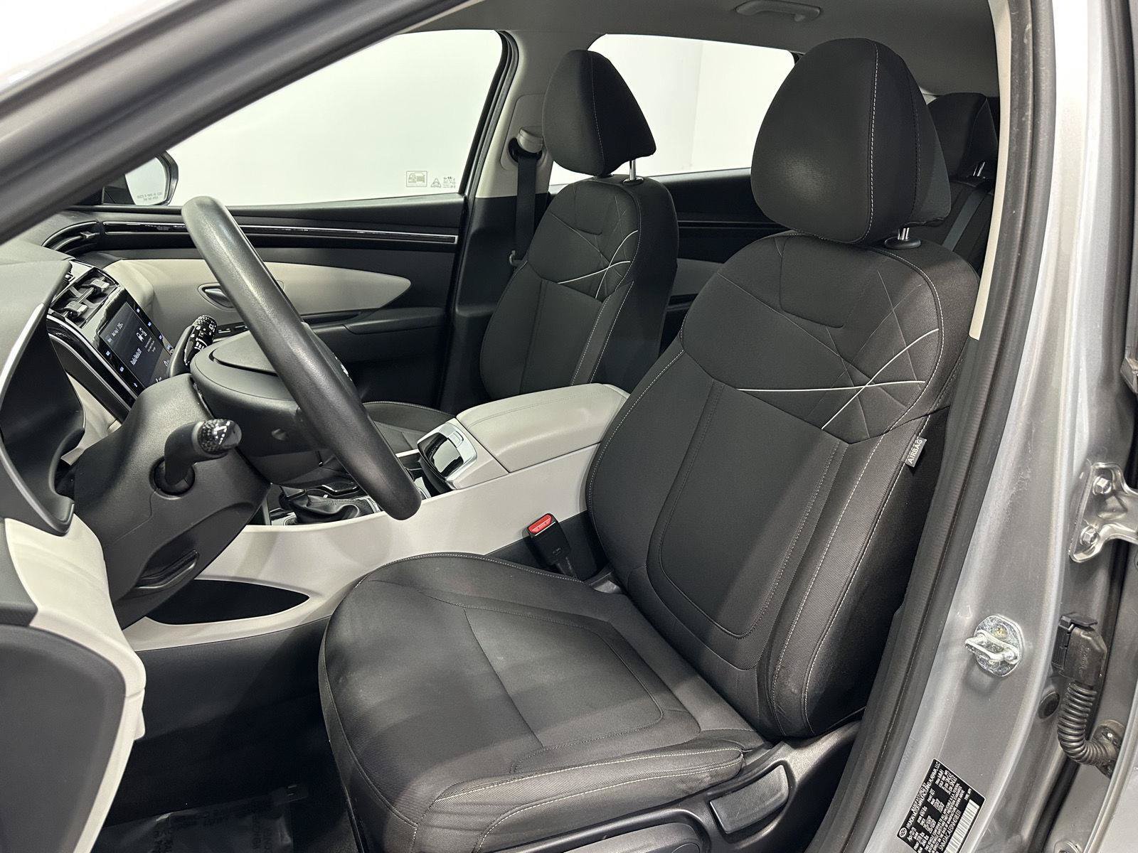 Used 2022 Hyundai Tucson SE AWD/4WD image 15