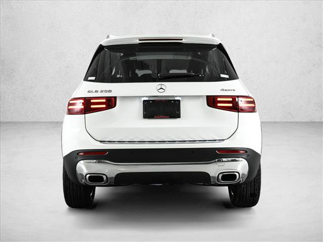 New 2026 Mercedes-Benz GLB 250 4MATIC image 7