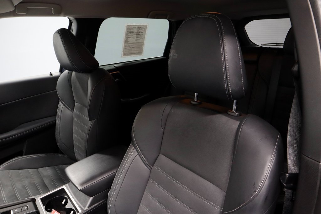 Used 2022 Mitsubishi Outlander SE image 27