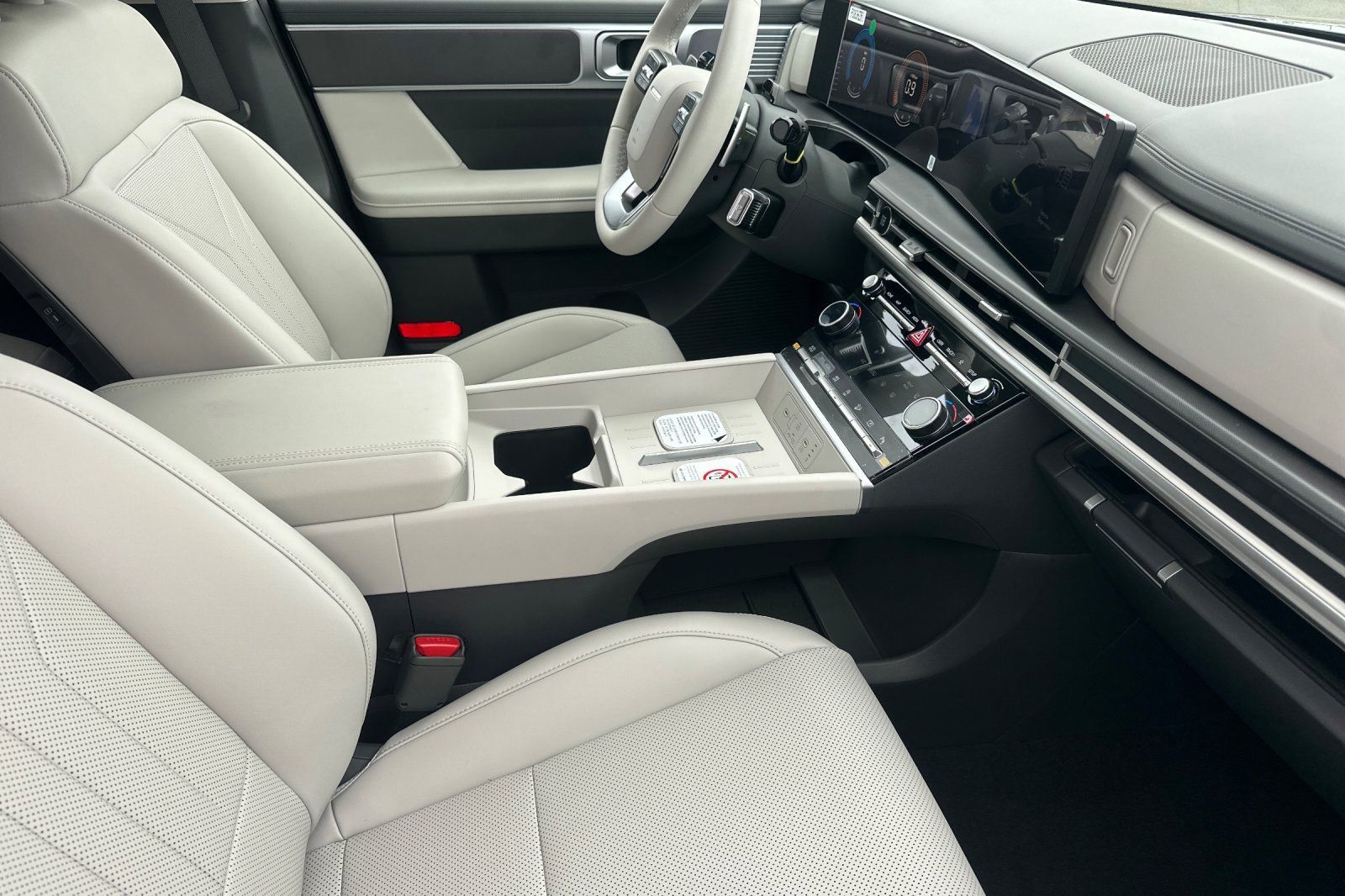 New 2026 Hyundai Santa Fe SEL image 17