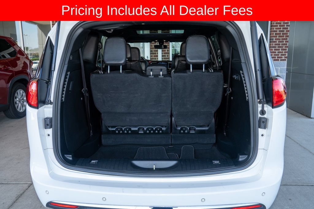 Used 2020 Chrysler Pacifica Limited FWD image 5