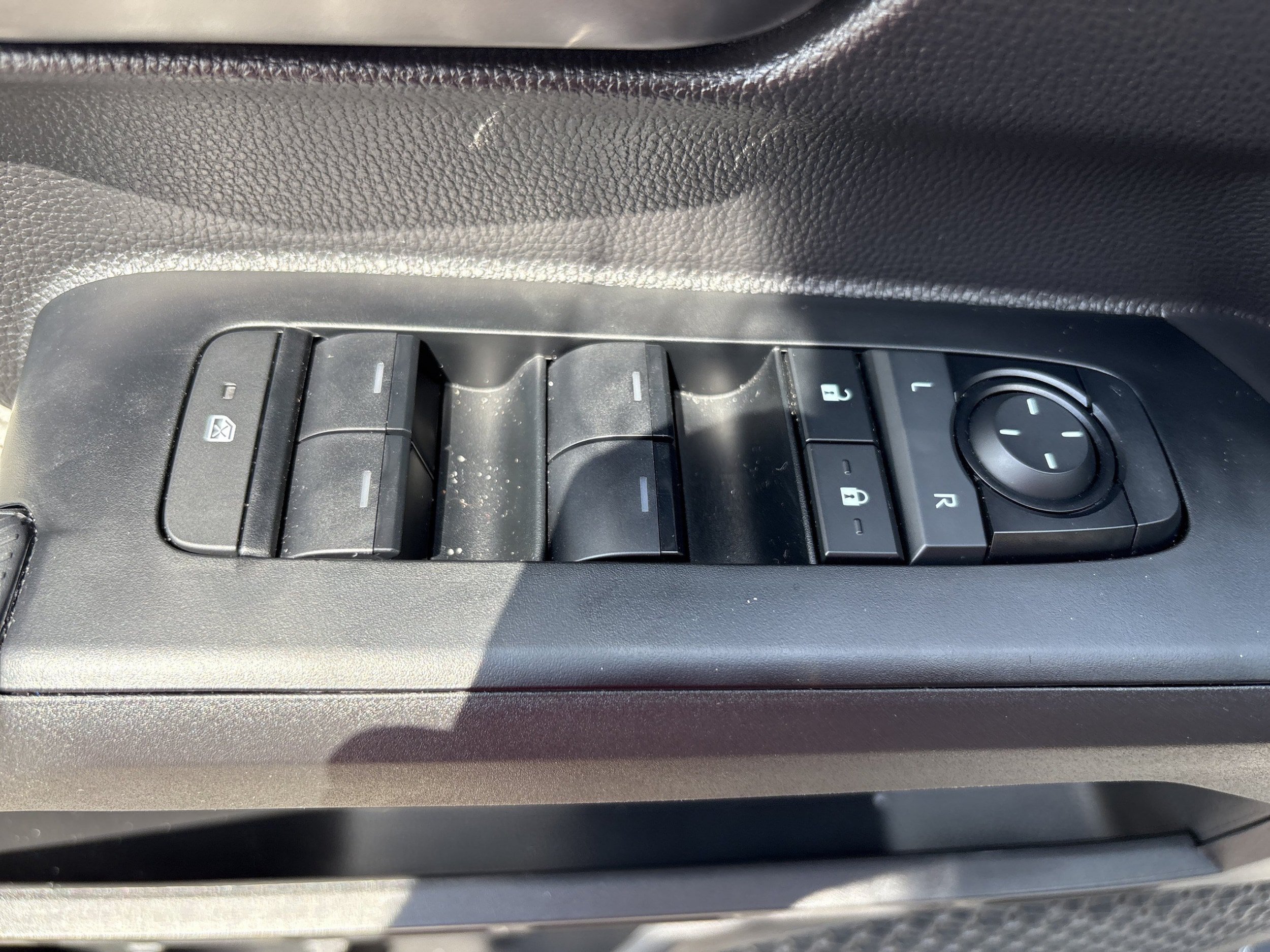 New 2026 Toyota Tacoma Limited AWD/4WD image 18