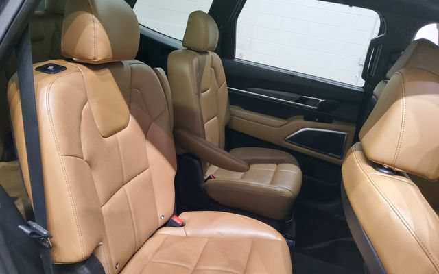 Used 2022 Kia Telluride SX w/ Nightfall Edition Package AWD/4WD image 18